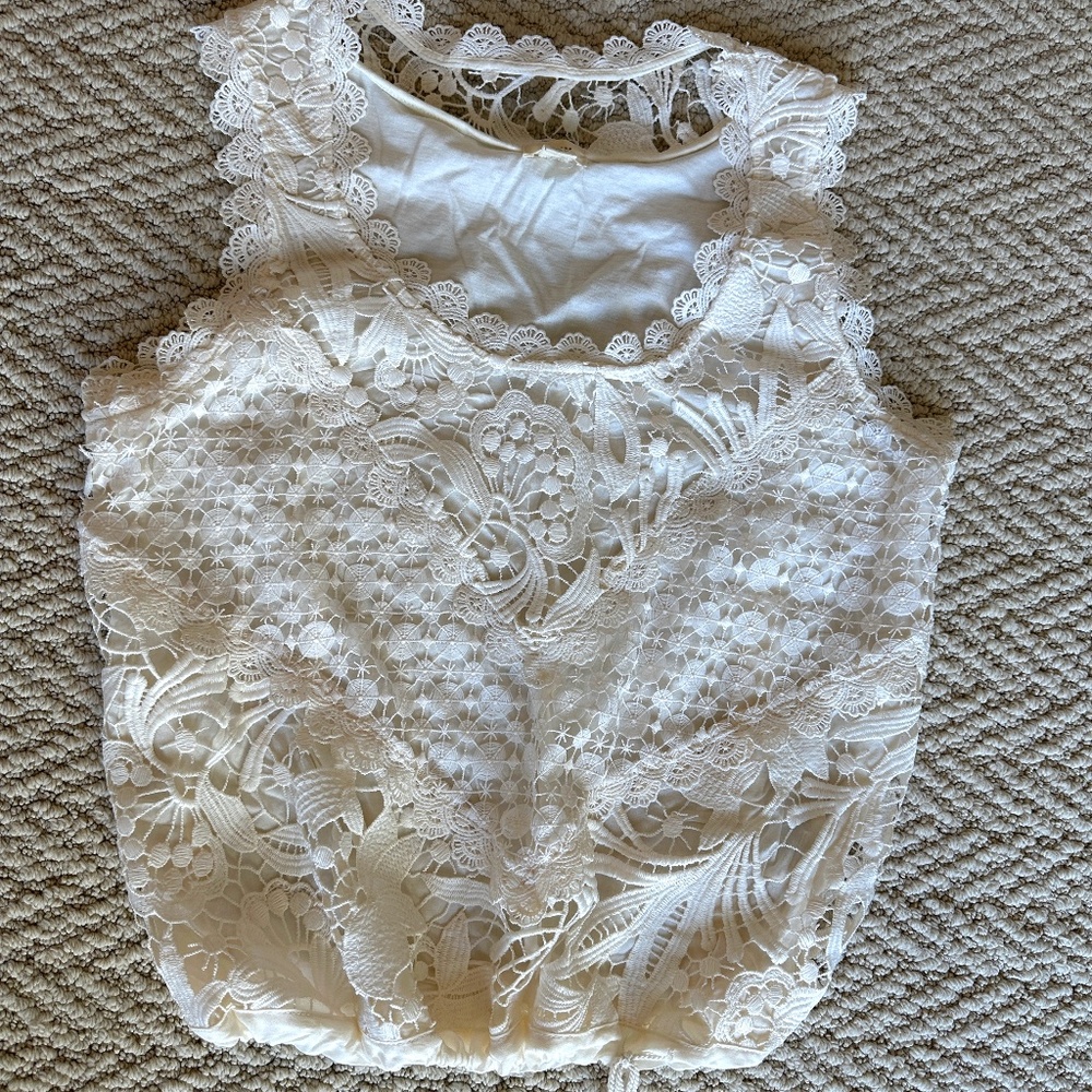 Anthropologie Tiny Cutwork Blouse Medium